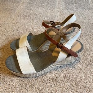 summer wedges